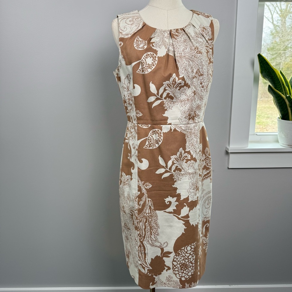 Talbots Floral Sheath Dress Size 8 Sleeveless Crewneck Knee Length